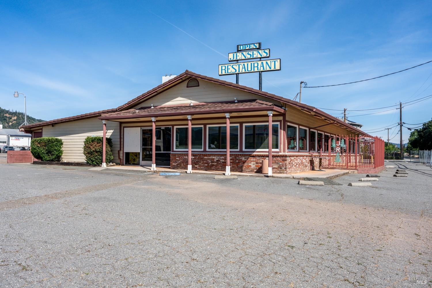 1550 N Lovers Lane Ukiah CA 95482