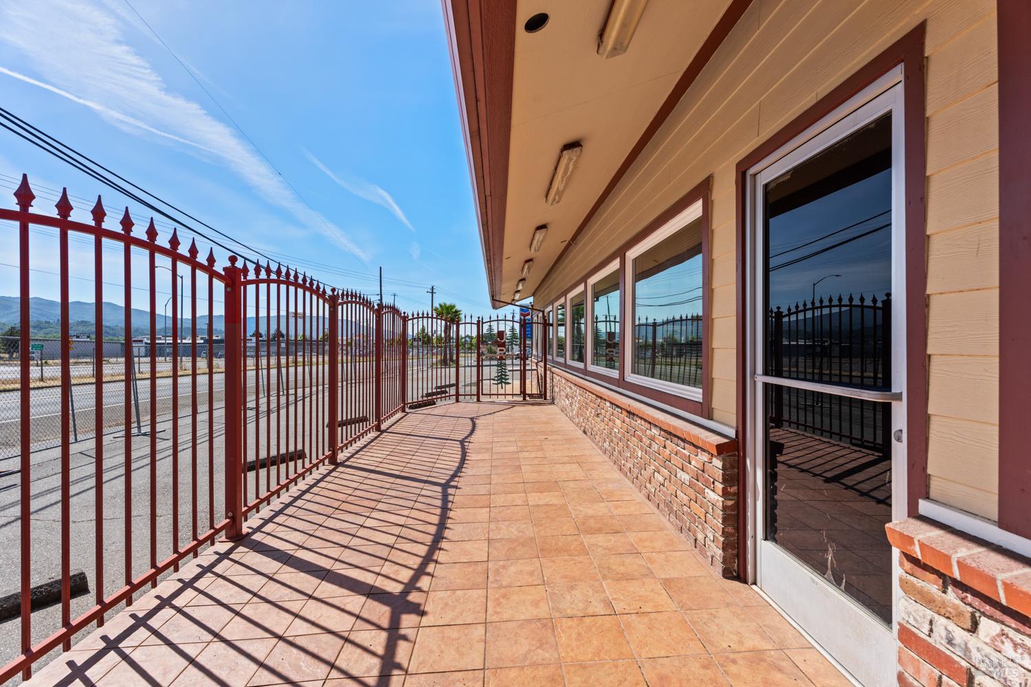 1550 N Lovers Lane Ukiah CA 95482