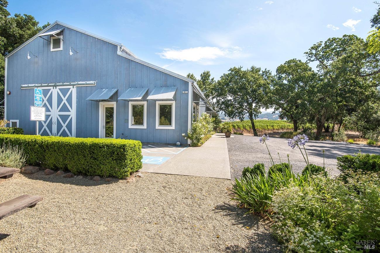 5566 Highway 128 Highway Geyserville CA 95441
