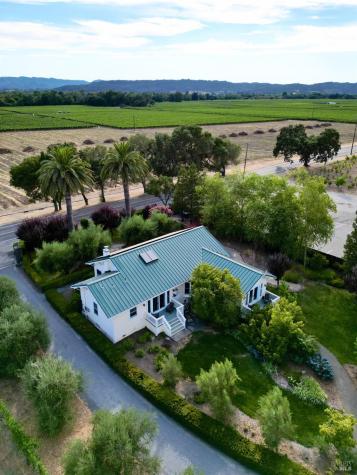 5566 Highway 128 Highway Geyserville CA 95441