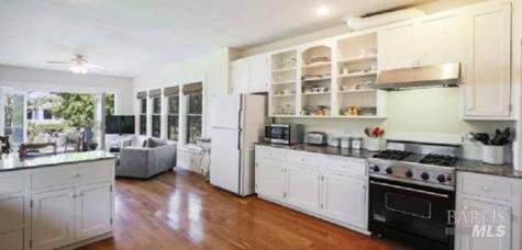 5566 Highway 128 Highway Geyserville CA 95441