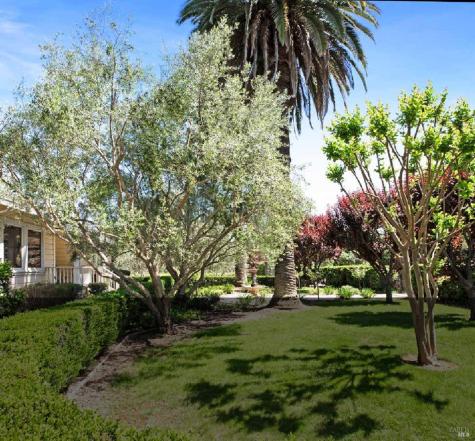 5566 Highway 128 Highway Geyserville CA 95441