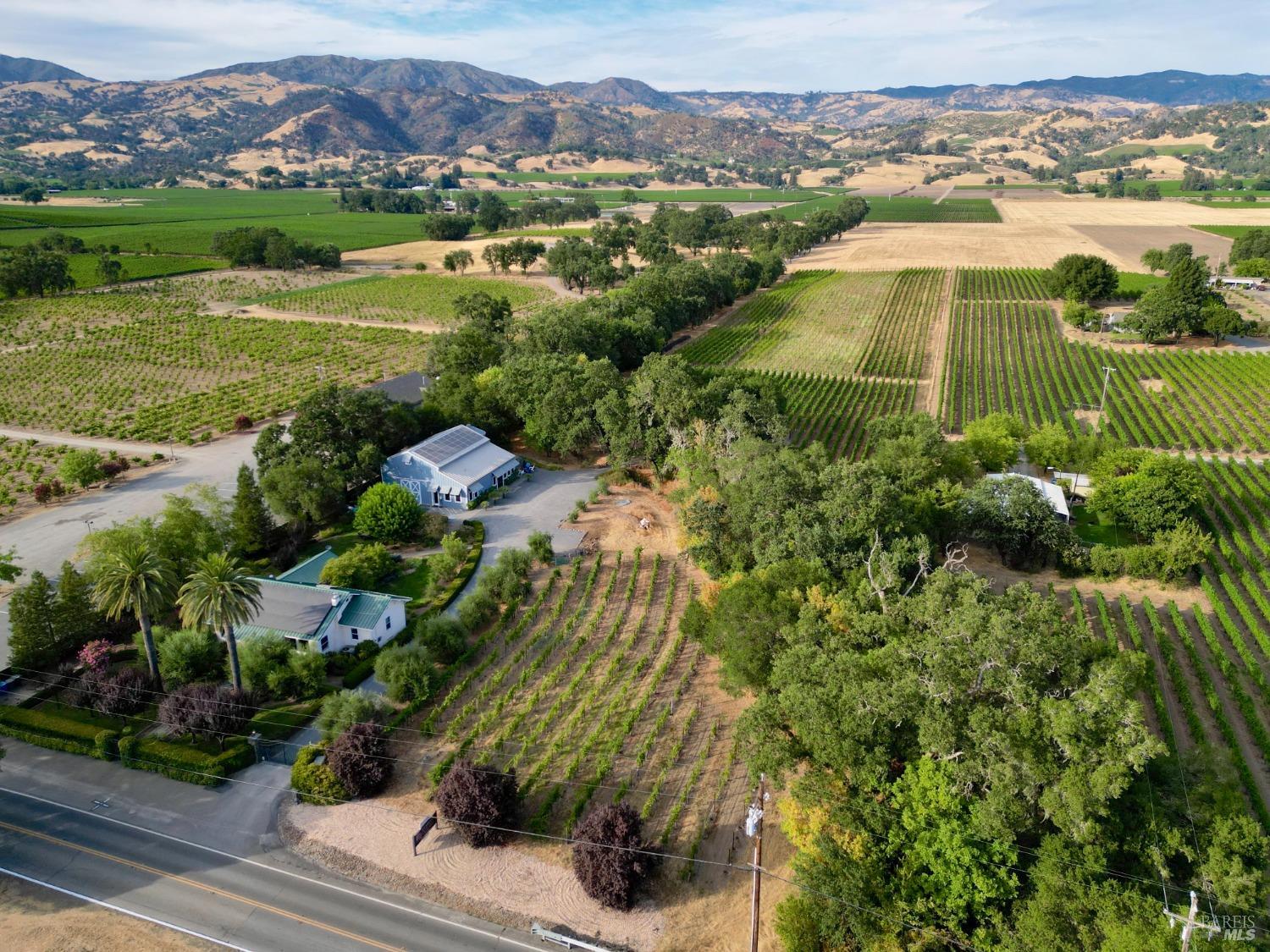 5566 Highway 128 Highway Geyserville CA 95441