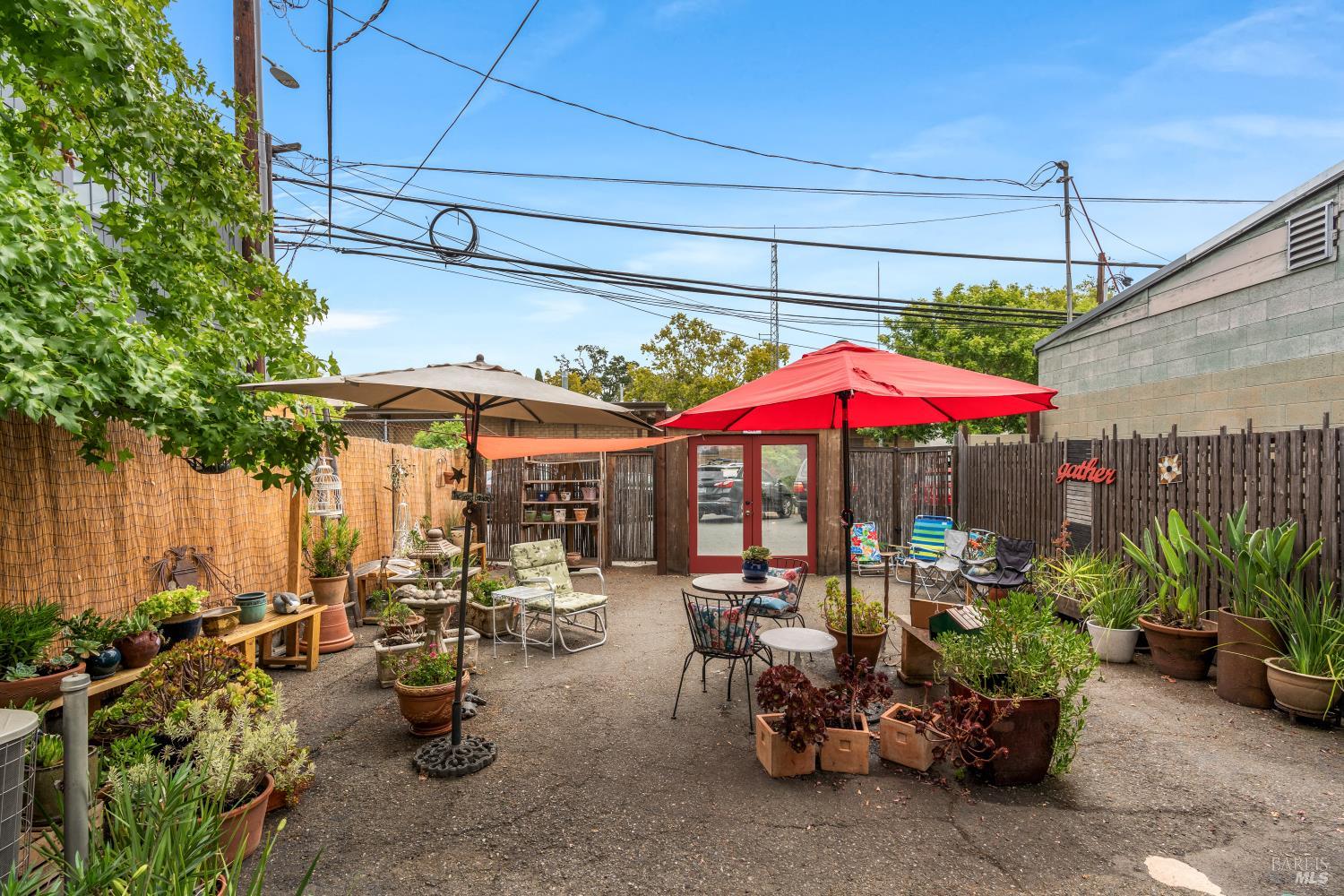 1358 Lincoln Avenue Calistoga CA 94515