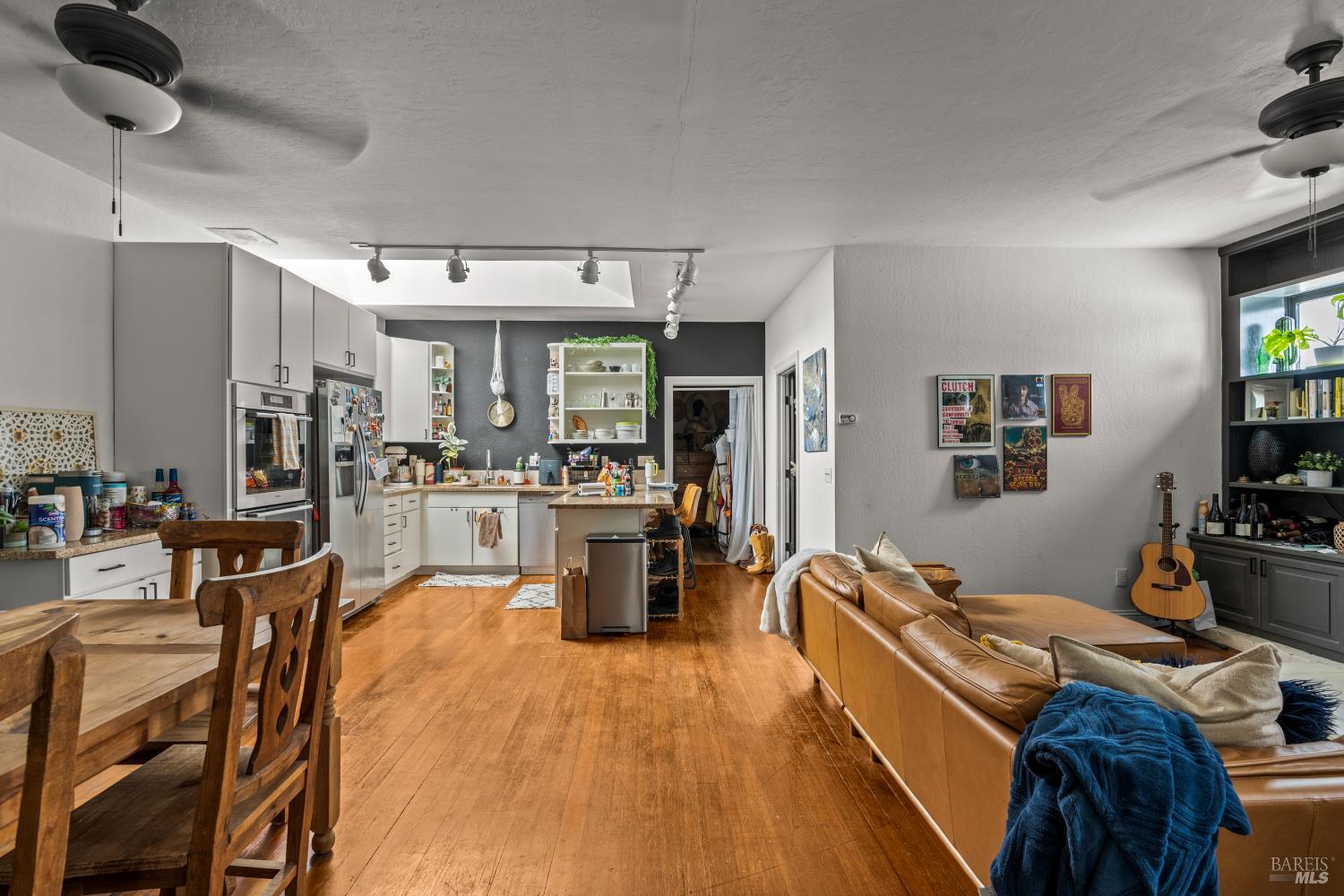 1358 Lincoln Avenue Calistoga CA 94515