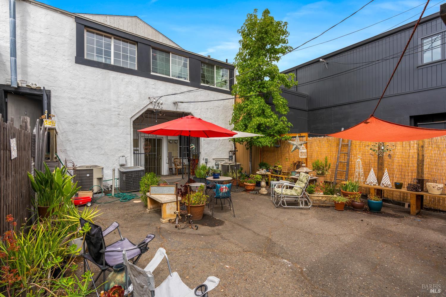 1358 Lincoln Avenue Calistoga CA 94515