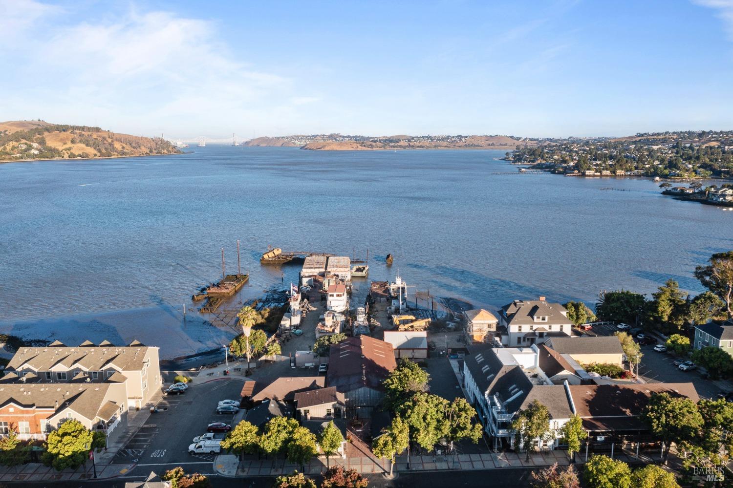 106 W J Street Benicia CA 94510