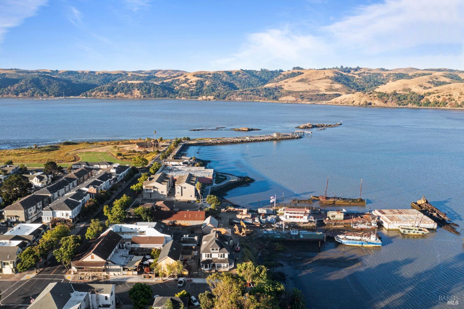106 W J Street Benicia CA 94510