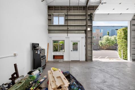 1229 Grove Street Healdsburg CA 95448