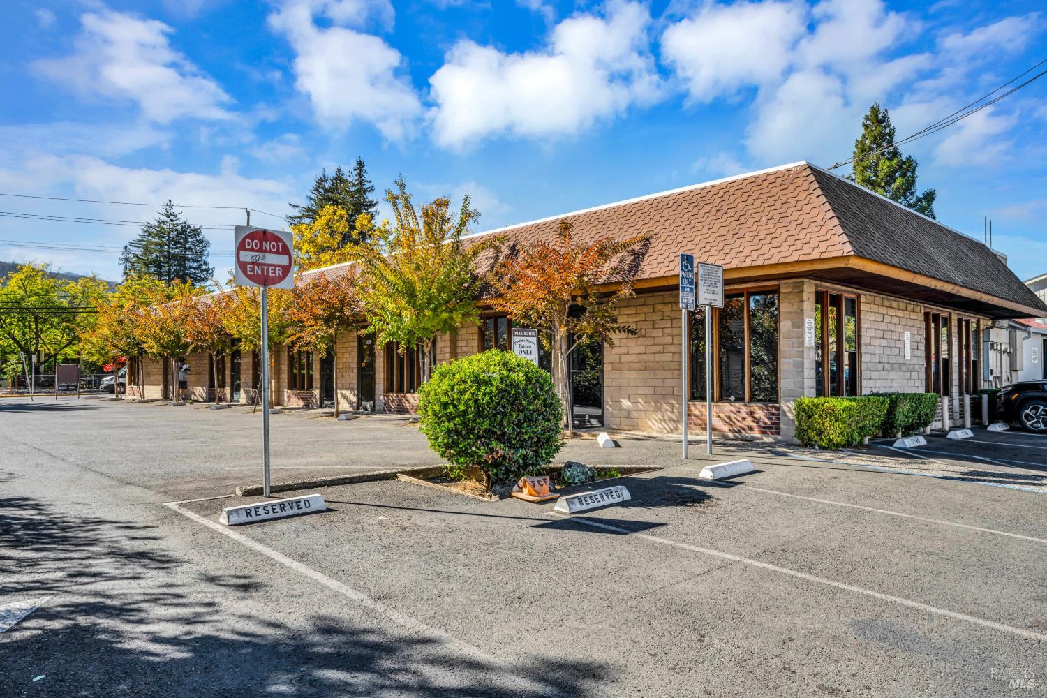1336 Oak Avenue St. Helena CA 94574