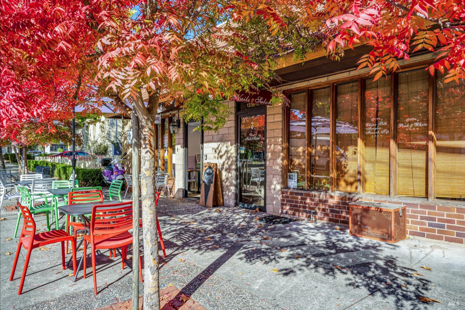 1336 Oak Avenue St. Helena CA 94574