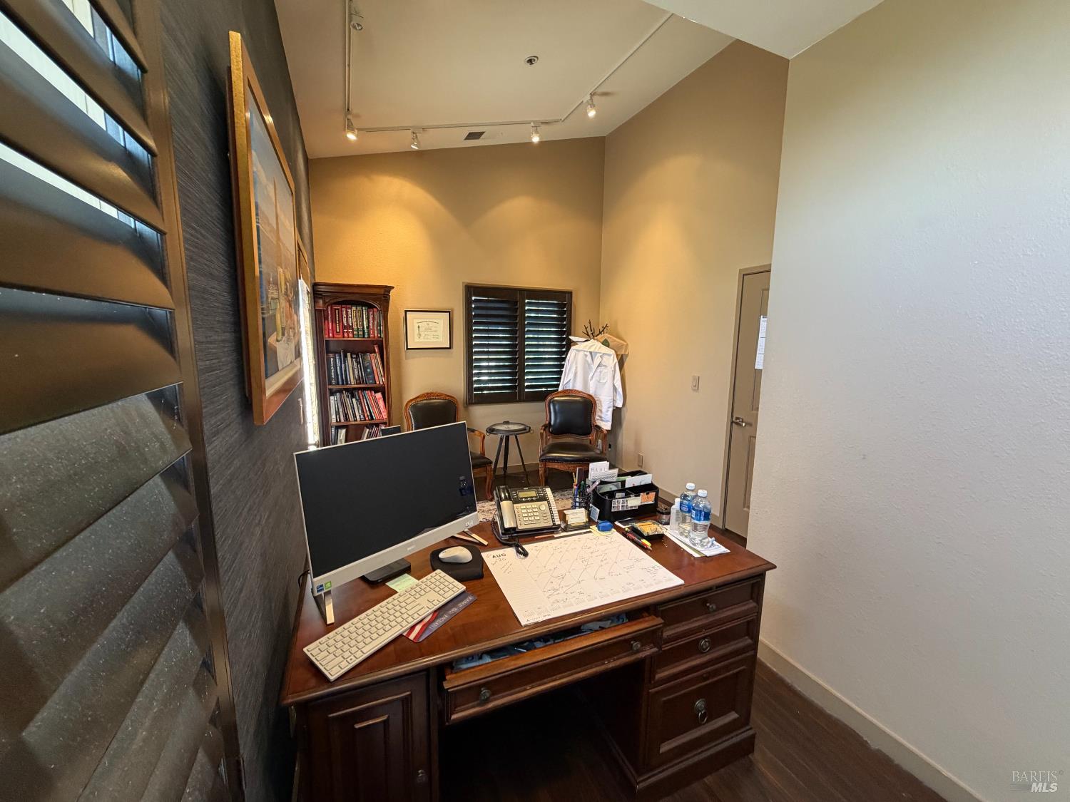 3434 Villa Lane Napa CA 94558