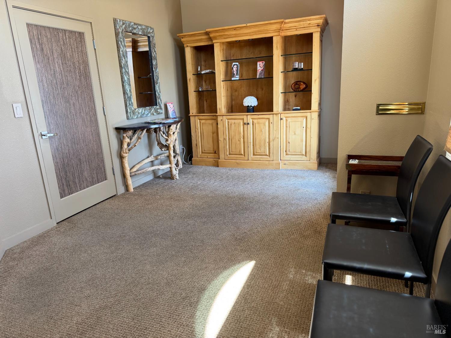 3434 Villa Lane Napa CA 94558