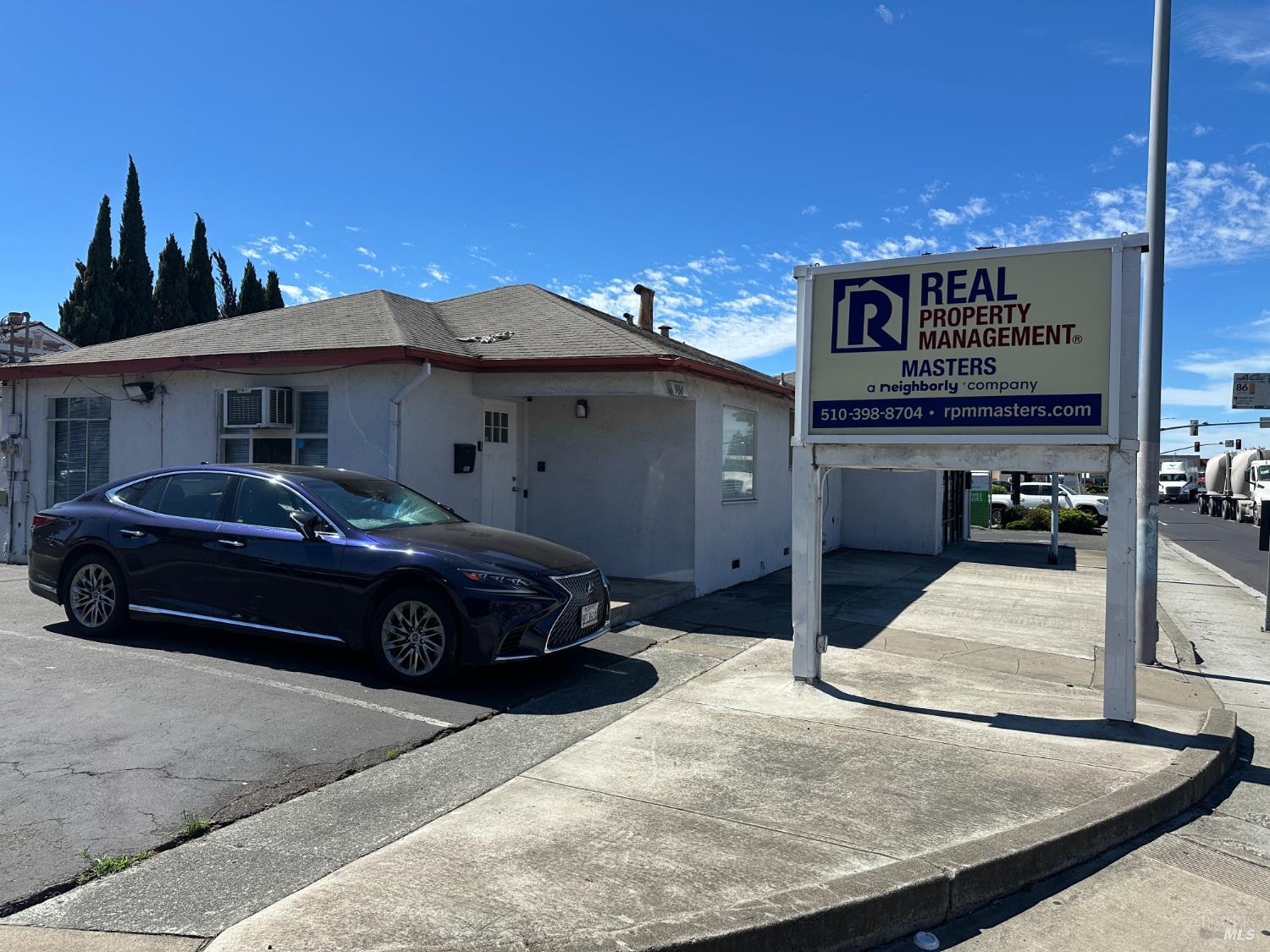 966 W Winton Avenue Hayward CA 94545