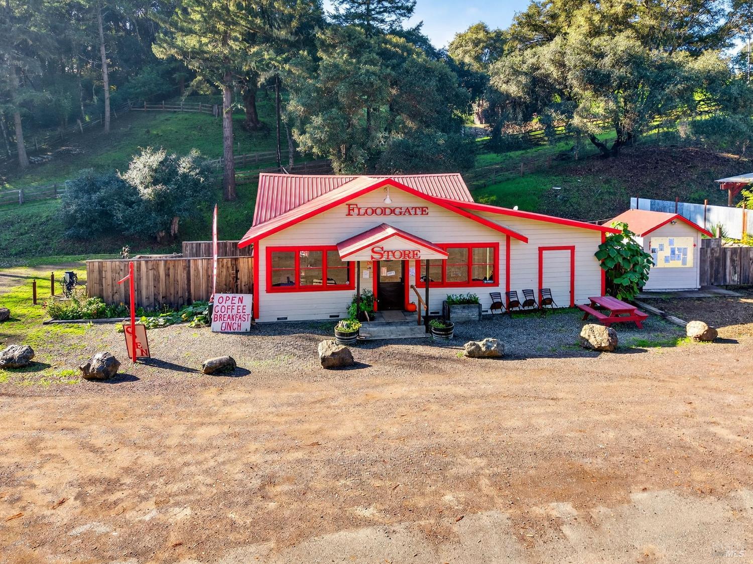 1810 Ca-128 Highway Navarro CA 95463