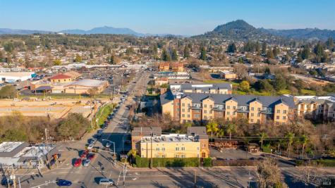 178 Dry Creek Road Healdsburg CA 95448