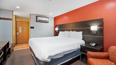 178 Dry Creek Road Healdsburg CA 95448