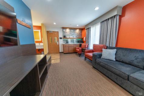 178 Dry Creek Road Healdsburg CA 95448