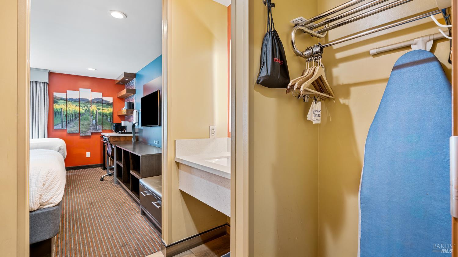 178 Dry Creek Road Healdsburg CA 95448