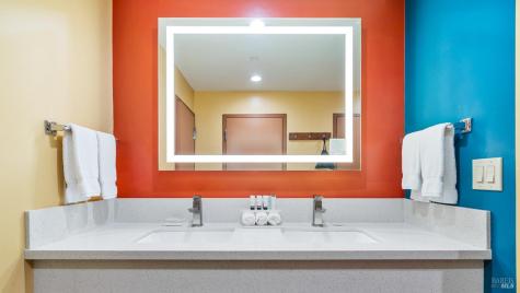 178 Dry Creek Road Healdsburg CA 95448