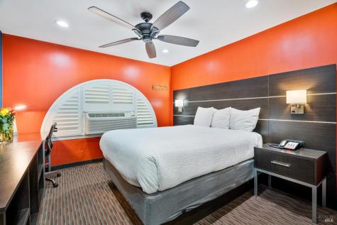 178 Dry Creek Road Healdsburg CA 95448