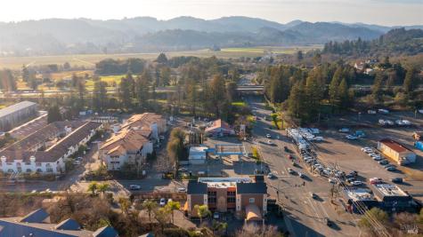 178 Dry Creek Road Healdsburg CA 95448