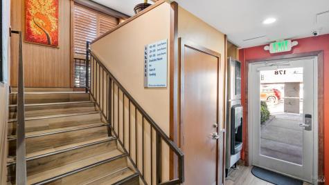 178 Dry Creek Road Healdsburg CA 95448