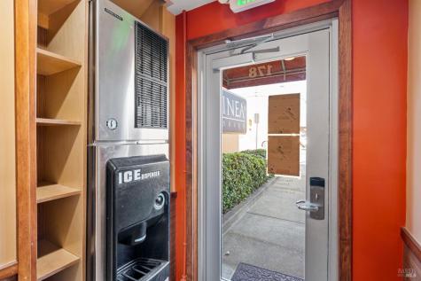 178 Dry Creek Road Healdsburg CA 95448