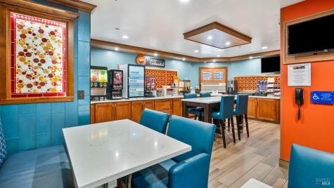 178 Dry Creek Road Healdsburg CA 95448