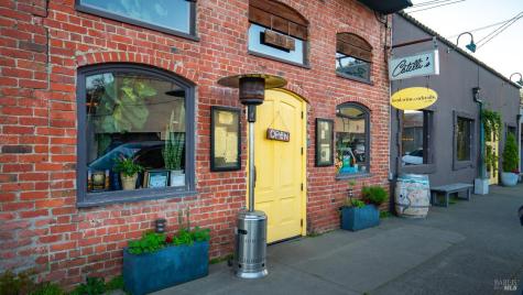 178 Dry Creek Road Healdsburg CA 95448