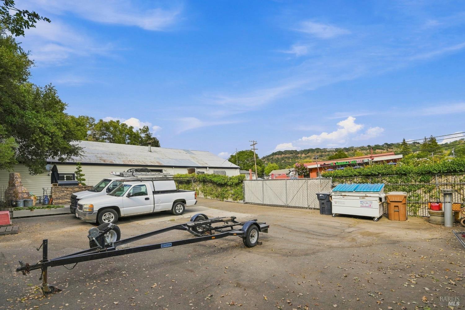 1527 Silverado Trail Napa CA 94559