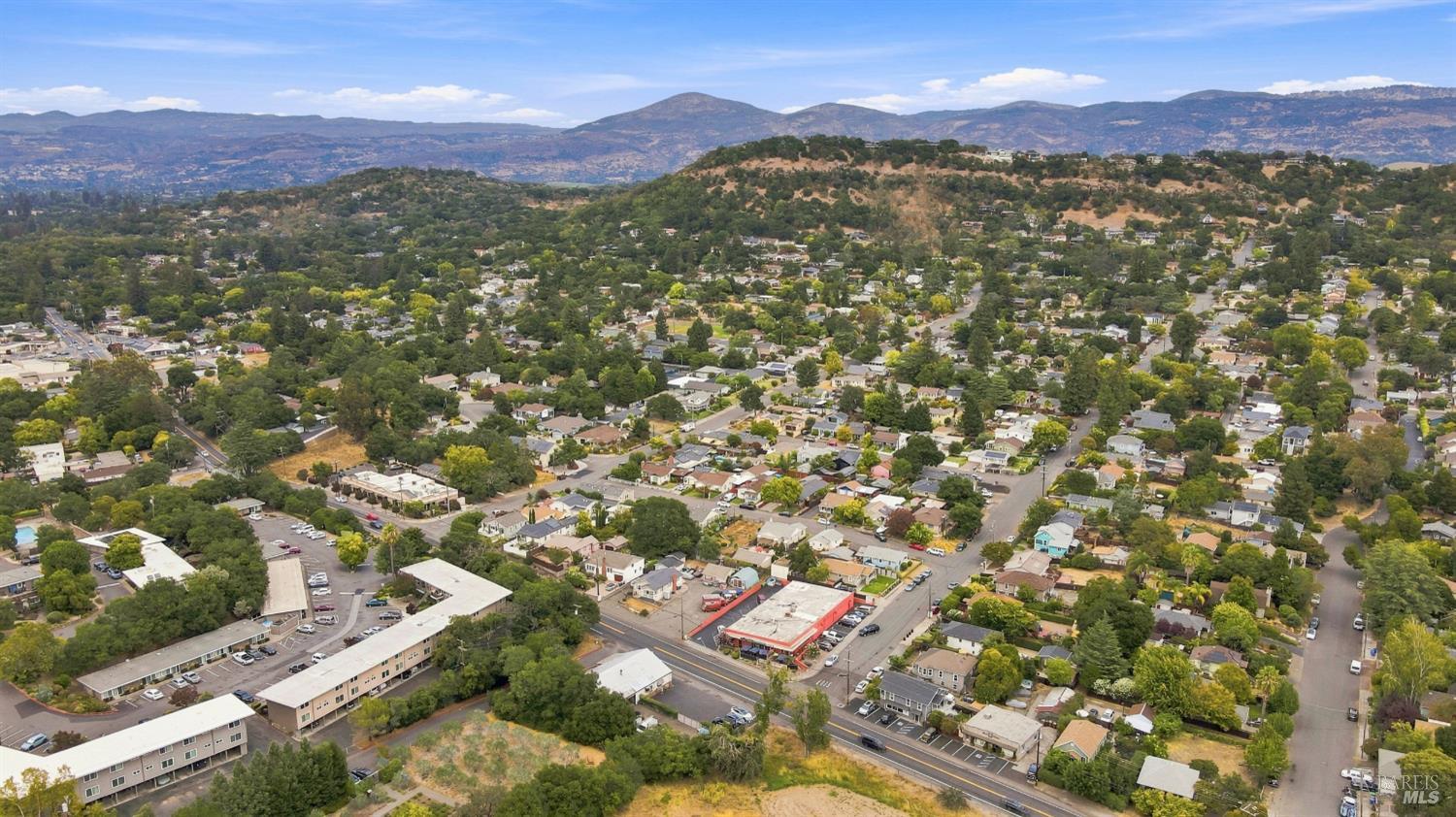 1527 Silverado Trail Napa CA 94559