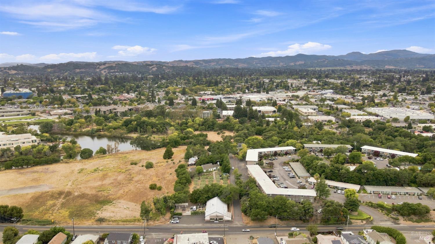 1527 Silverado Trail Napa CA 94559