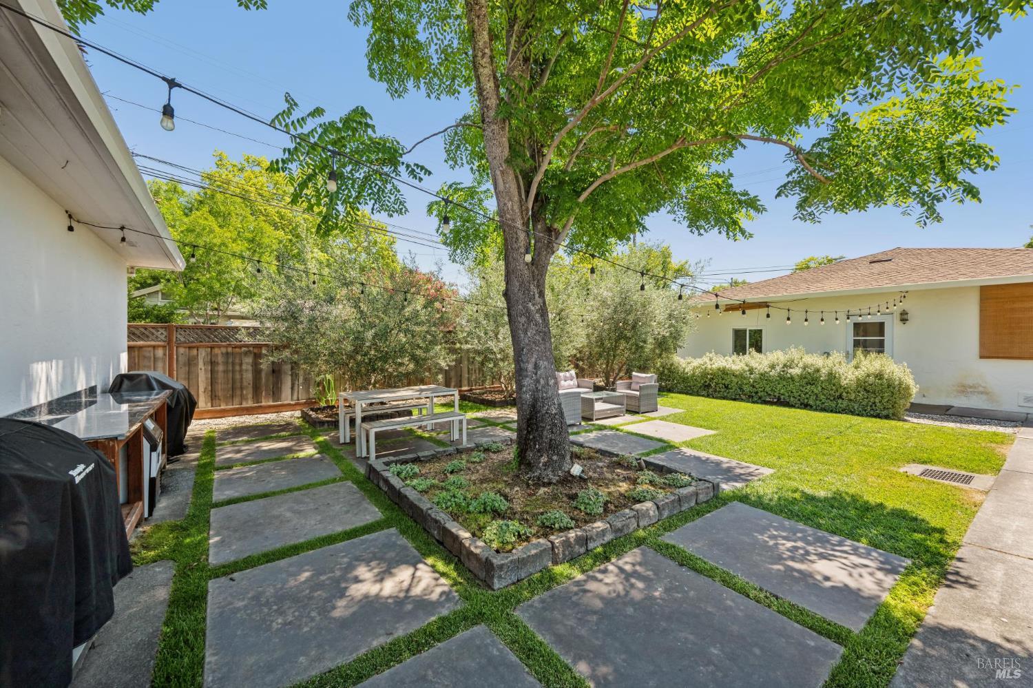 1623 Lake Street Calistoga CA 94515