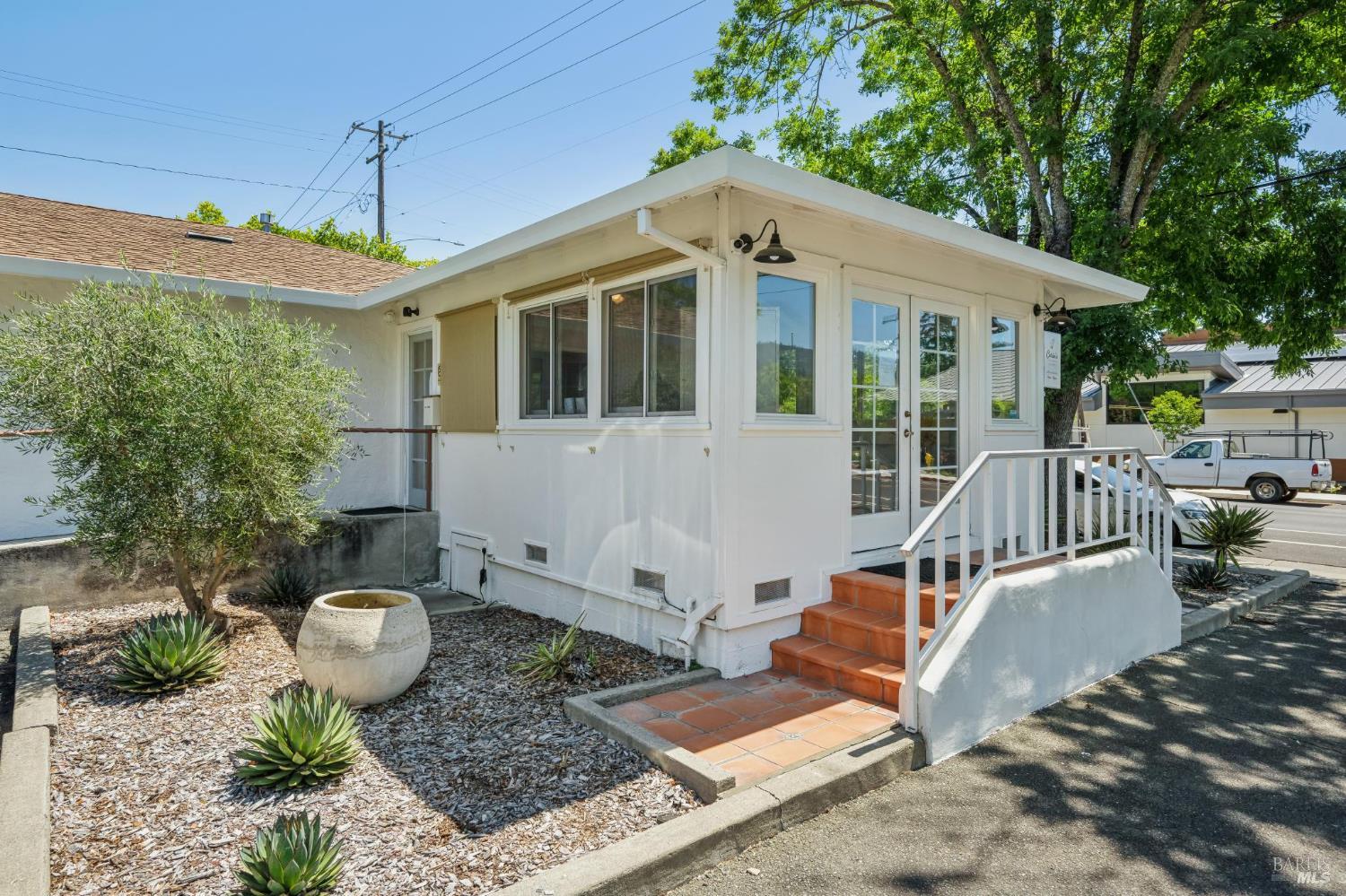 1623 Lake Street Calistoga CA 94515