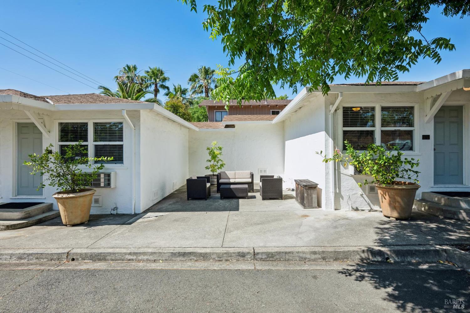 1623 Lake Street Calistoga CA 94515