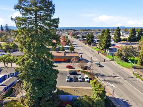 1380 Sebastopol Road Santa Rosa CA 95407
