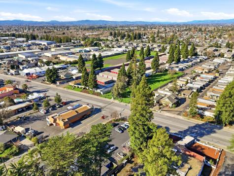 1380 Sebastopol Road Santa Rosa CA 95407
