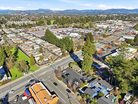 1380 Sebastopol Road Santa Rosa CA 95407