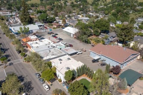 115 E 2nd Street Cloverdale CA 95425