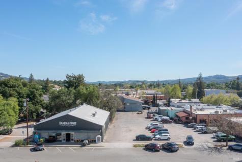 115 E 2nd Street Cloverdale CA 95425