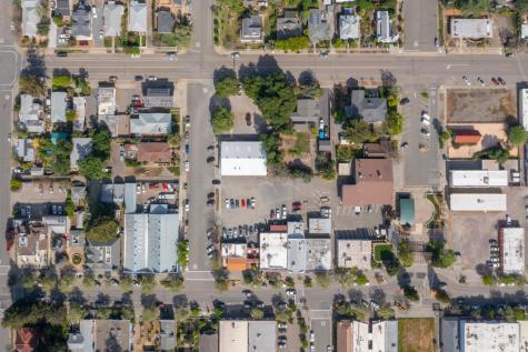 115 E 2nd Street Cloverdale CA 95425