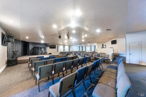 1363 Fulton Road Santa Rosa CA 95401