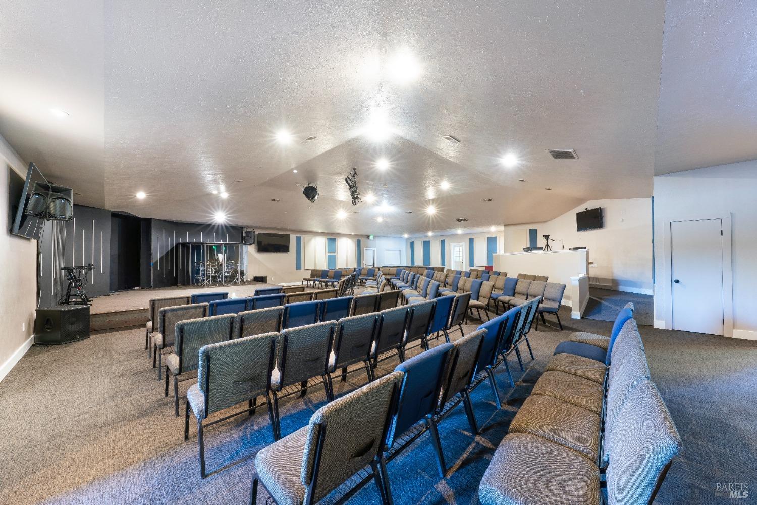 1363 Fulton Road Santa Rosa CA 95401