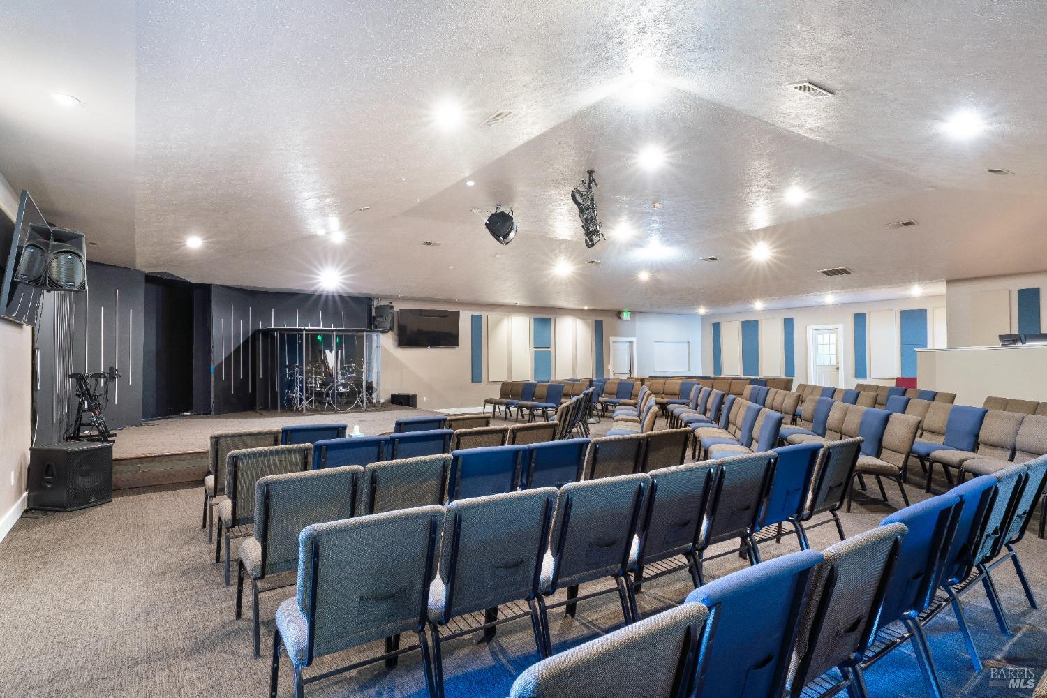 1363 Fulton Road Santa Rosa CA 95401