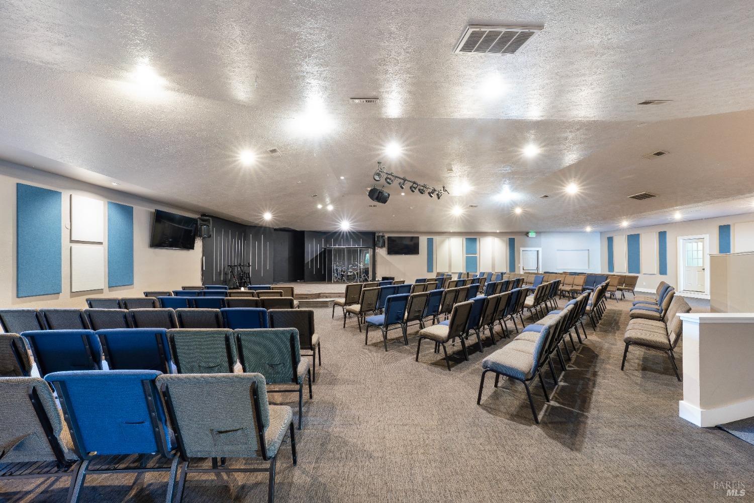 1363 Fulton Road Santa Rosa CA 95401