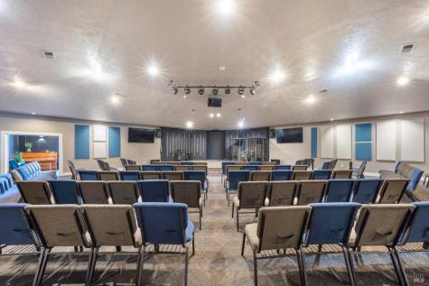 1363 Fulton Road Santa Rosa CA 95401