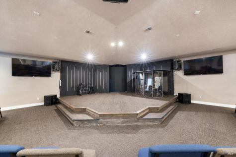 1363 Fulton Road Santa Rosa CA 95401