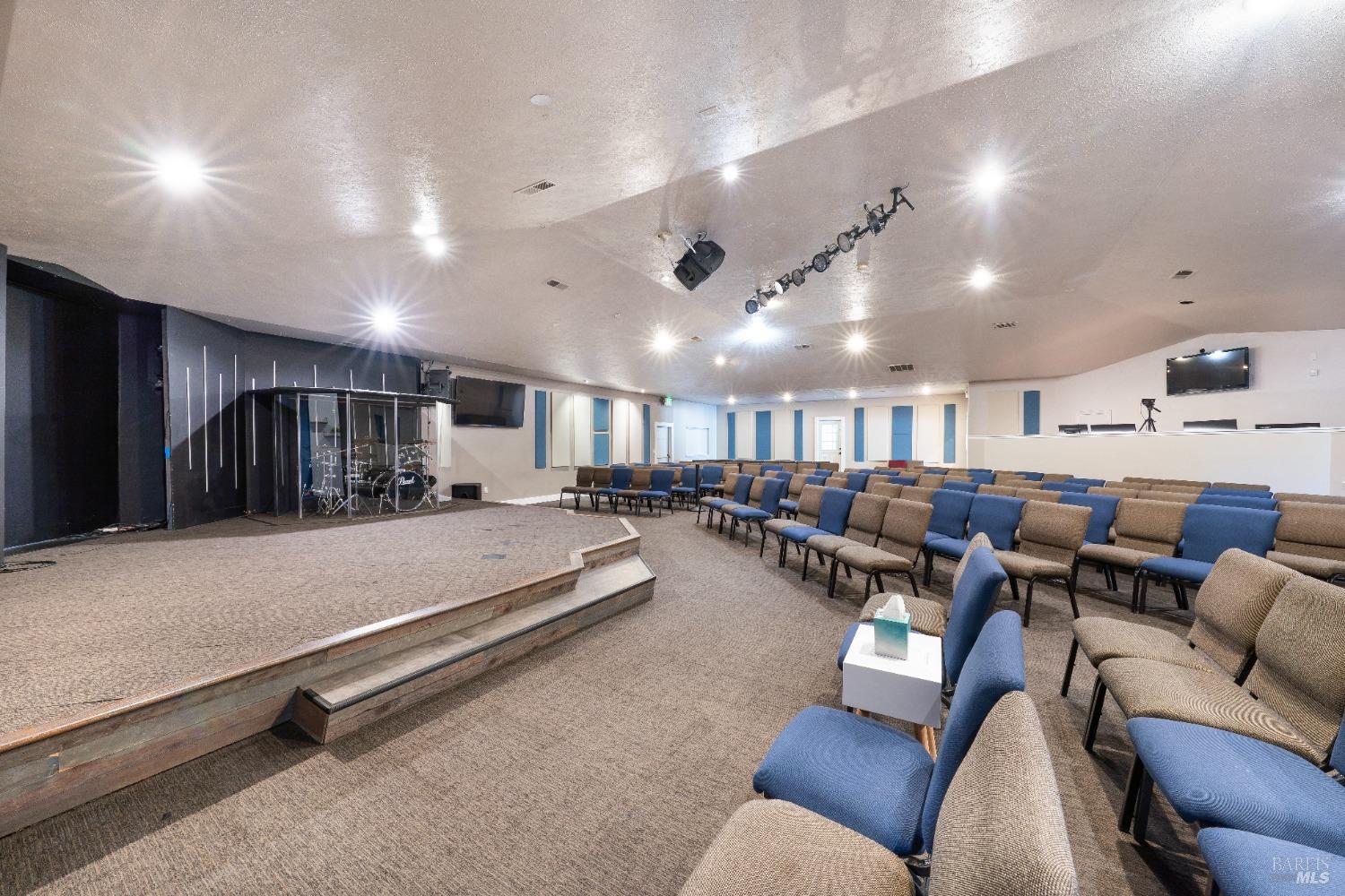 1363 Fulton Road Santa Rosa CA 95401