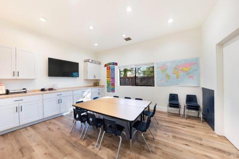 1363 Fulton Road Santa Rosa CA 95401